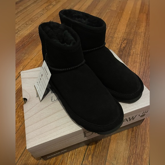 New with tags Bearpaw Alyssa size 7 - Picture 1 of 2